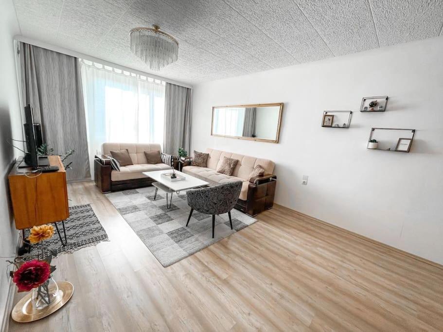 Best Rated Central Apartment Vienna - Ac, Wifi, 24H7Days Self Check-In, Board Games, Netflix Exterior foto